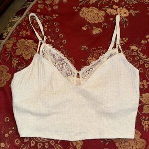 Lace Cropped Cami 🤍